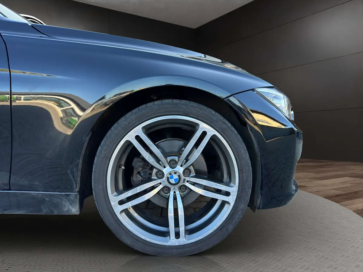 BMW 320 d Touring – Foto 8 von 8
